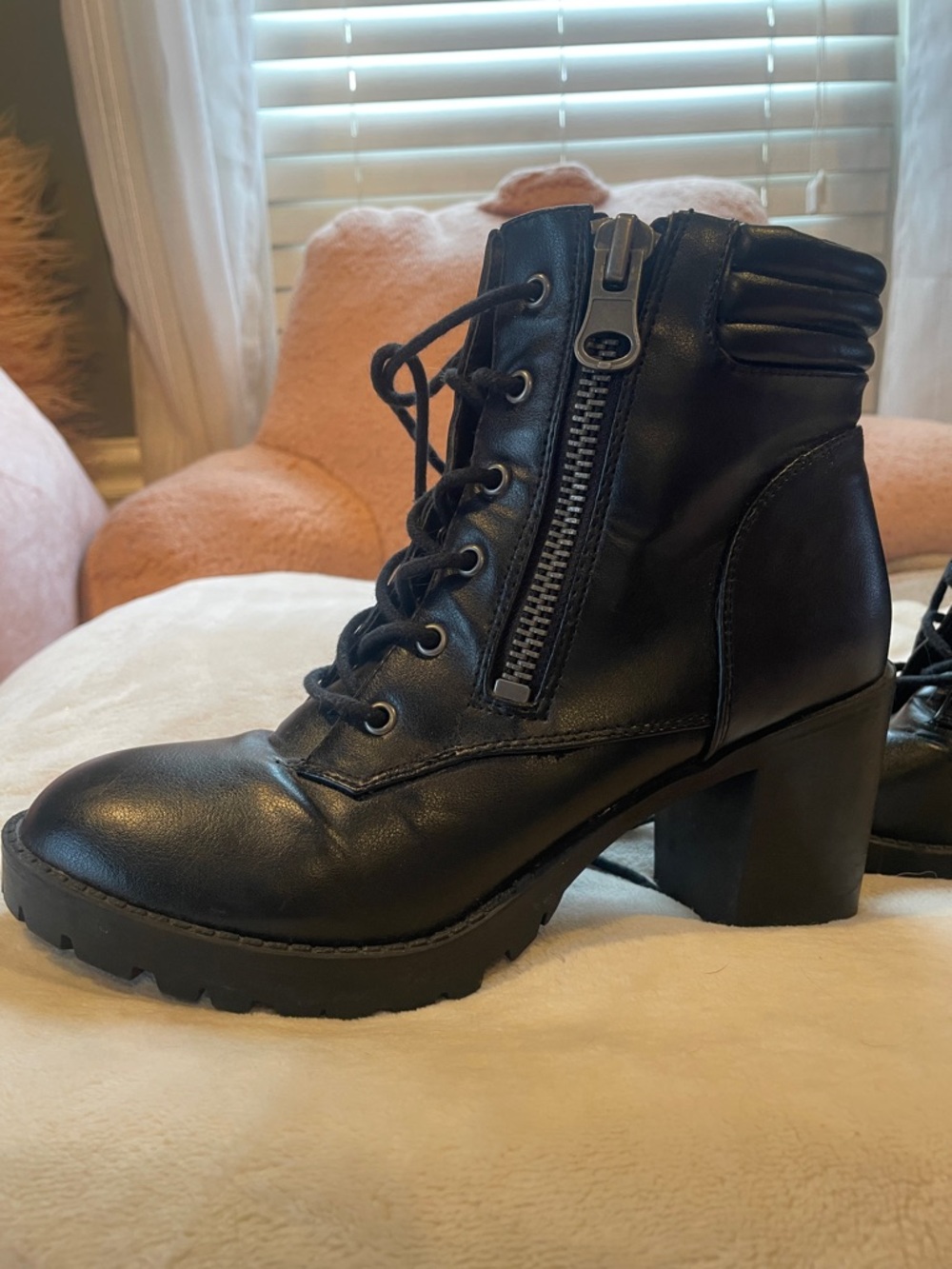 Steve Madden Black Lace-Up Block Heel Ankle Boots with Side Zipper